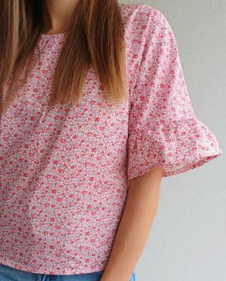 S popelínovou halenkou Vlčí mák vytvoříte na podzim plno kombinací. Vypadá skvěle k sukni, kalhotám i trhaným jeansům. A...